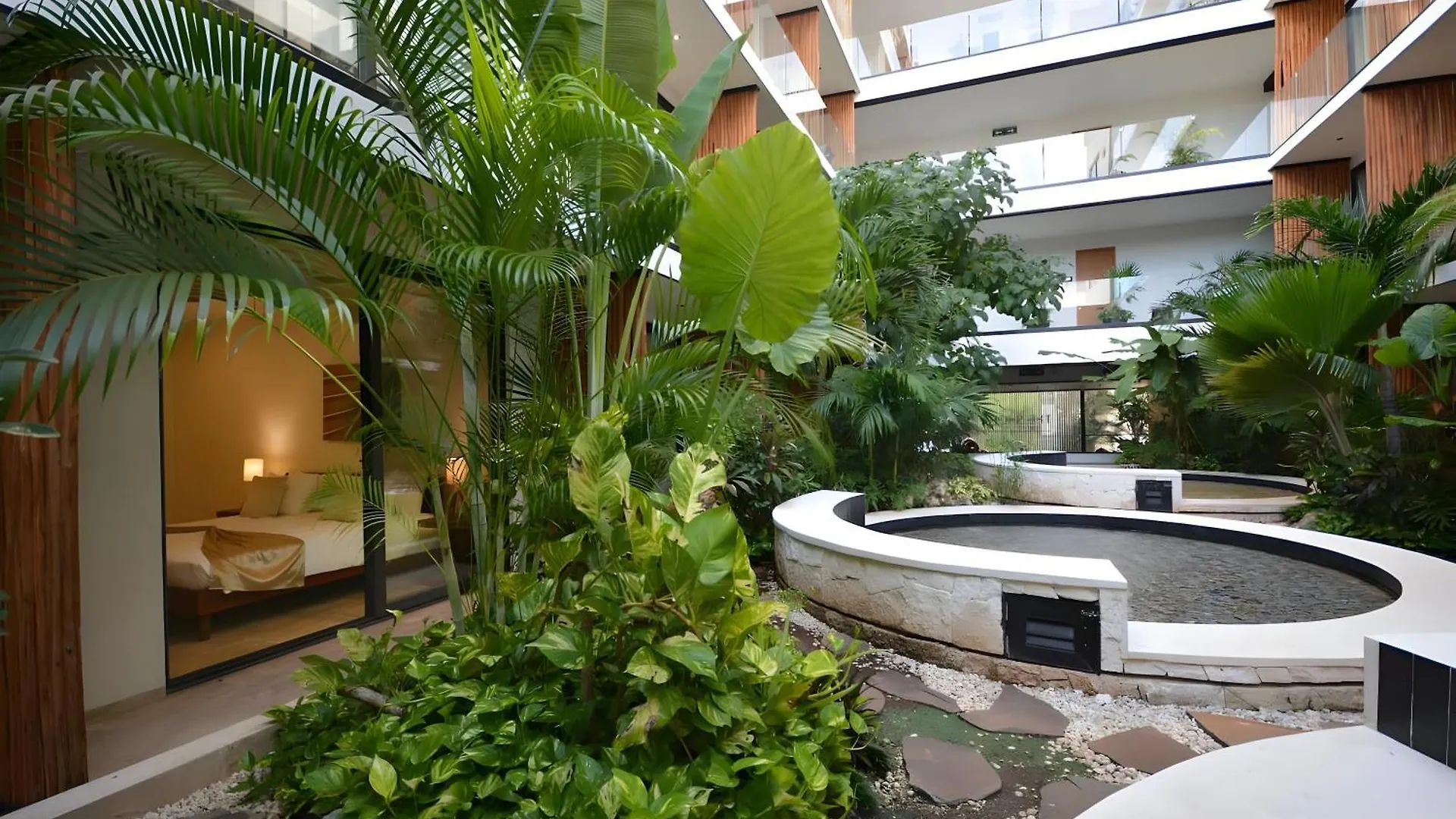 The Shore - Chic Getaway - Beach Steps Away Playa del Carmen Lejlighed